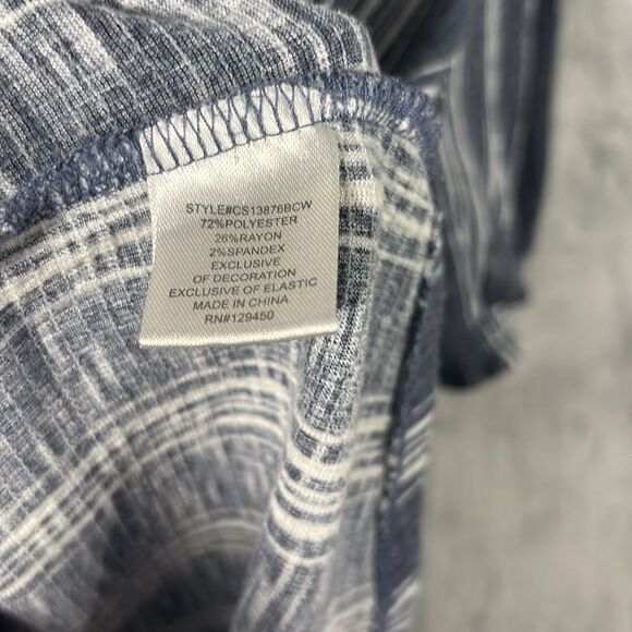 Como Black Blue White Peasant Criss Cross Stretch Flowy Top Size 1X - Picture 8 of 9